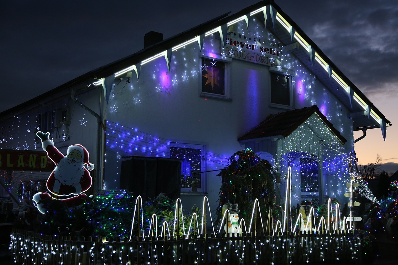 this image shows fence line Christmas lights in El Dorado Hills, CA